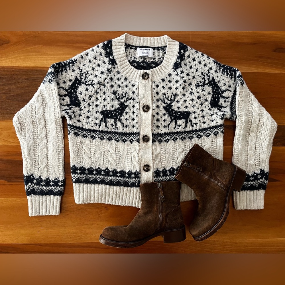 Old Navy Nordic Fair Isle Reindeer Cardigan | Cozy Winter Knit | Size S - Picture 2 of 4